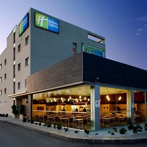 3* Отель Express Airport By Ihg